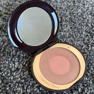 Charlotte Tillbury Cheek to Chic Blush - The Climax